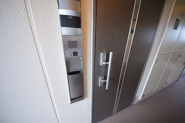 その他共有部分　傘かけもありますよ