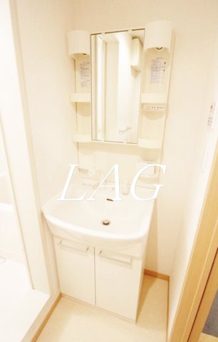 洗面設備　洗面台です。