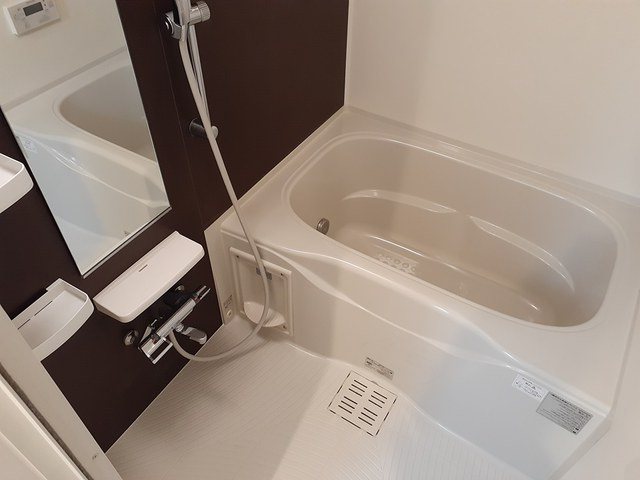 バス・シャワールーム　バスルーム