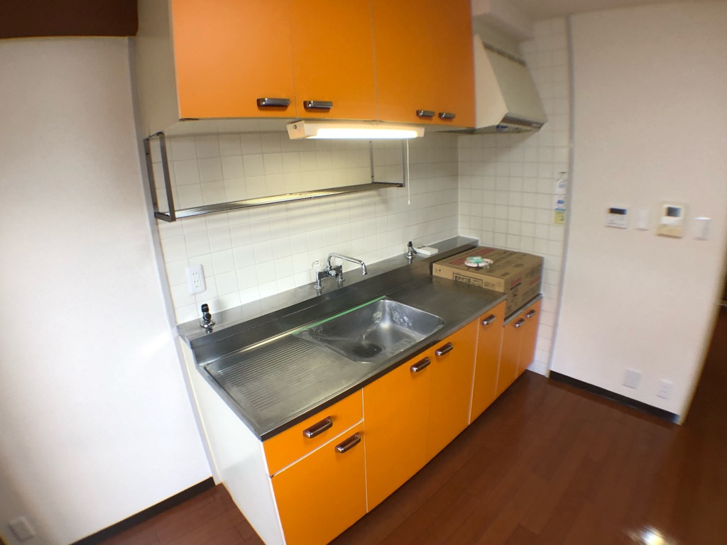 キッチン　壁付けキッチンでスペースを有効活用できます！