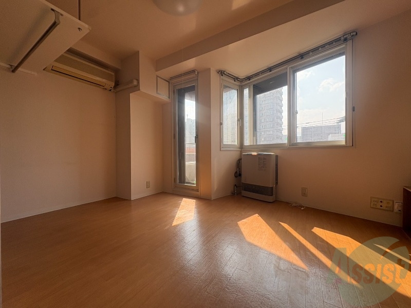 その他部屋・スペース　明るいお部屋は気持ちよく過ごせそうですね。