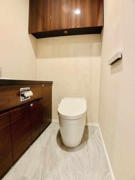 トイレ　トイレもきれいです