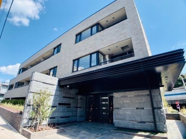 建物外観　外観は落ち着いています