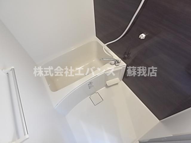 バス・シャワールーム　ゆったり過ごせるお風呂です