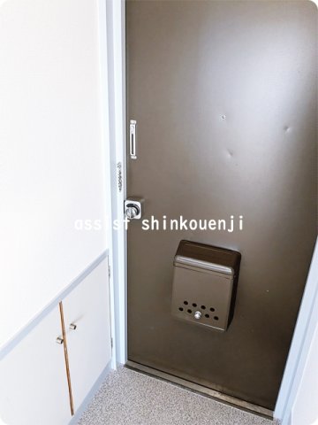 玄関　別号室：参考写真
