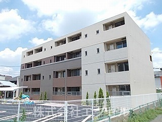 建物外観　オートロック完備です。