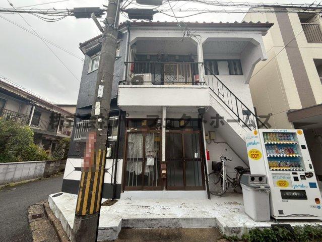 建物外観　落ち着いた雰囲気の外観です
