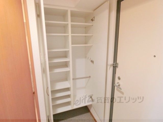 その他設備　下駄箱
