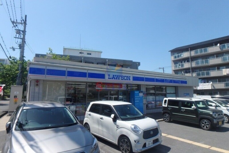 コンビニ　ローソン上新田三丁目店（コンビニ）まで413m