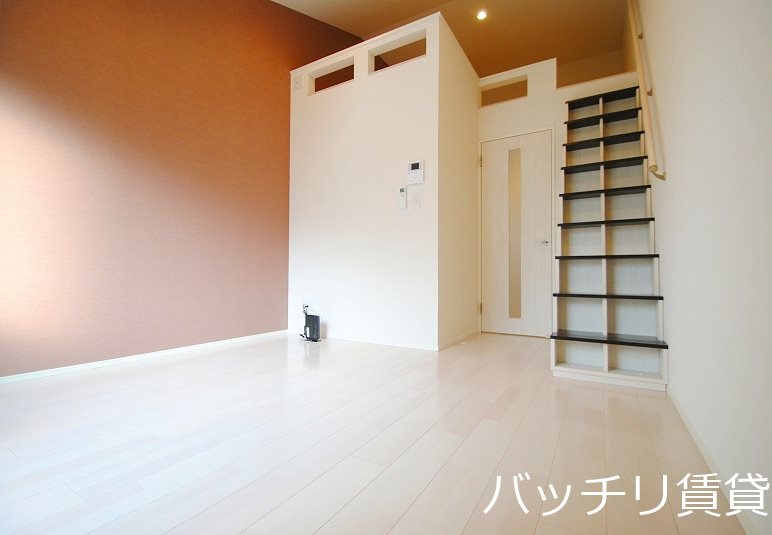 居室・リビング　画像は別号室タイプの為、現状を優先致します。