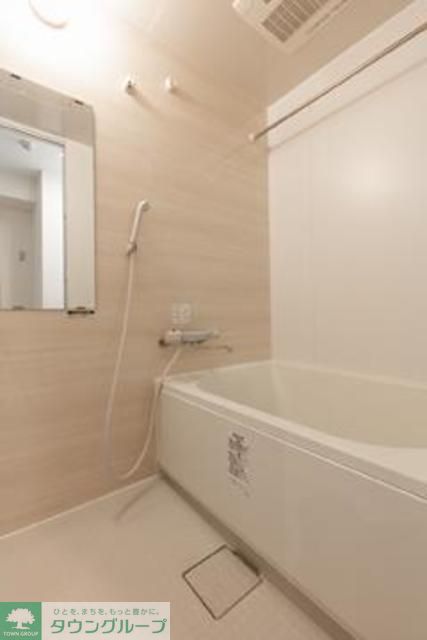 バス・シャワールーム　※写真は同タイプ住戸です。