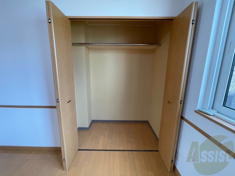 収納　収納もバッチリあるのでお部屋が片付きますよ！