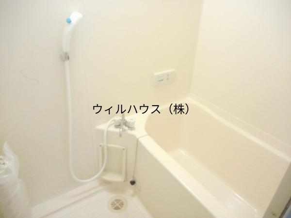 バス・シャワールーム　きれいな浴室です！