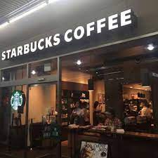 飲食店　スターバックスコーヒー恵比寿ファーストスクエア店（飲食店）まで158m
