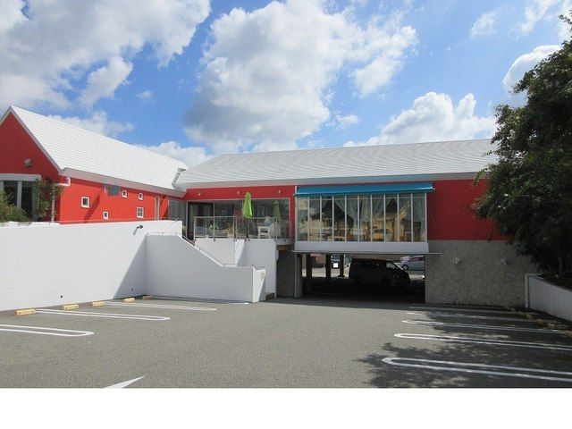 飲食店　レーブドゥシェフ北六甲店様（飲食店）まで750m