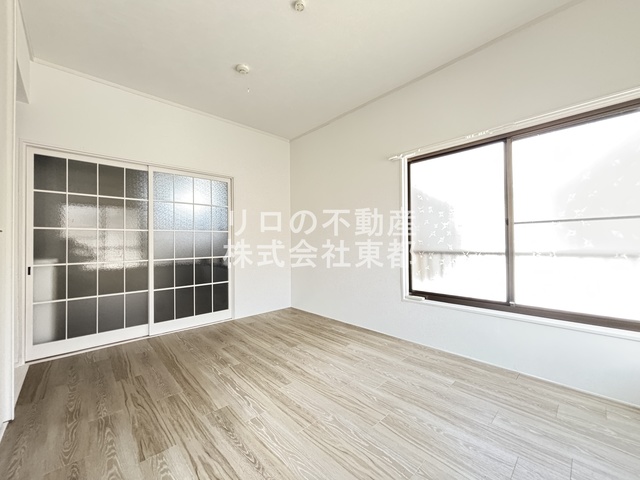 その他部屋・スペース　窓から暖かな日差しが入ります♪