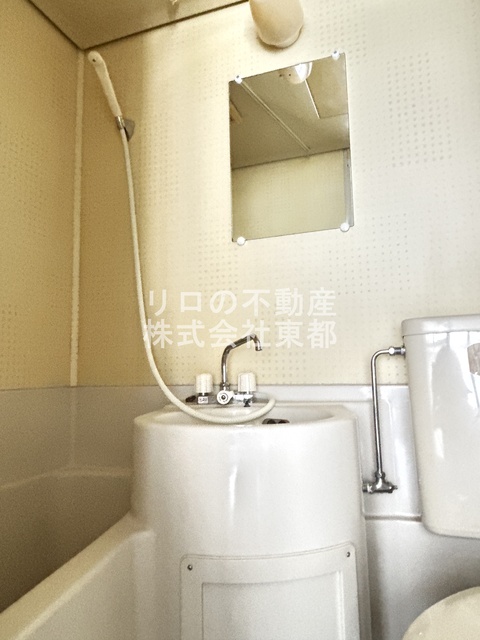 洗面設備　洗面ボウルもついているので、ここで洗顔できますね☆