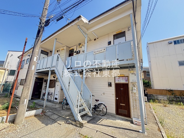 建物外観　周辺は閑静な住宅街ですので落ち着いた住環境です！