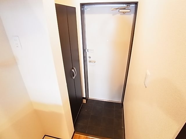 玄関　同一物件参照