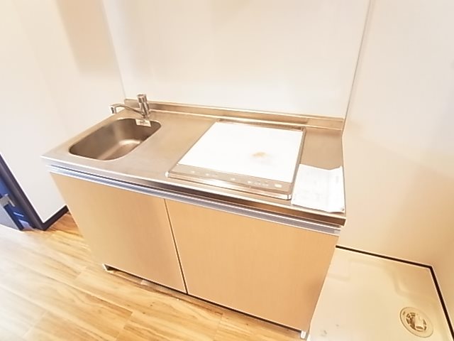 キッチン　同一物件参照