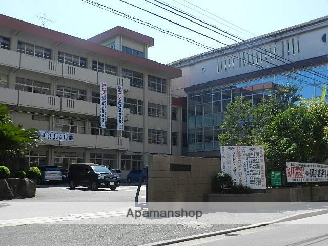 高校・高専　福岡県立小倉西高校（高校・高専）まで1077m