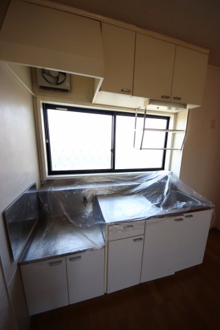 キッチン　※別部屋参考写真