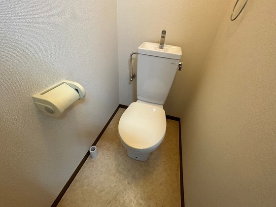 トイレ　※別部屋の写真です