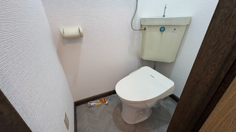 トイレ　トイレ
