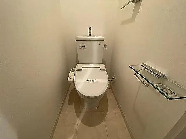 トイレ　※同タイプ参考写真