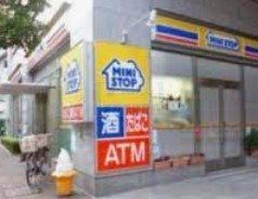 コンビニ　ミニストップ新宿花園通り店（コンビニ）まで190m