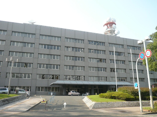警察署・交番　福岡県警察本部（警察署・交番）まで472m