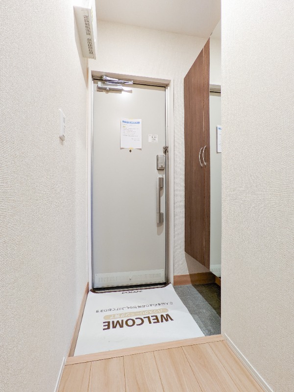 玄関　図面と現状に相違がある場合には現状を優先
