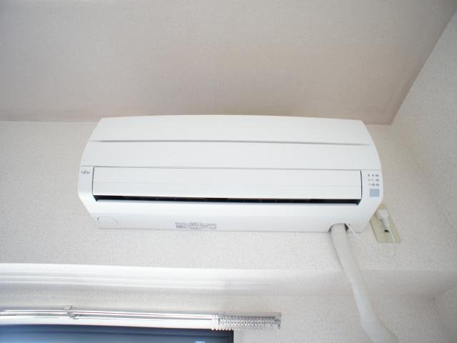 その他　エアコン付き