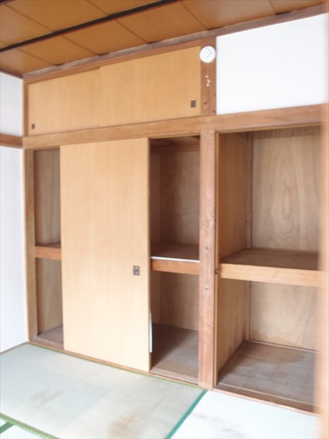 収納