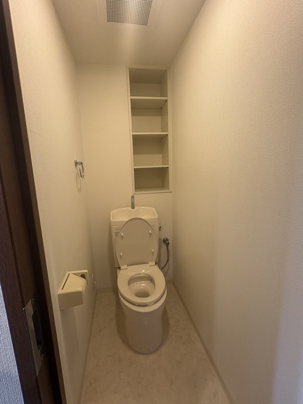 トイレ　ゆったりとした空間のトイレです