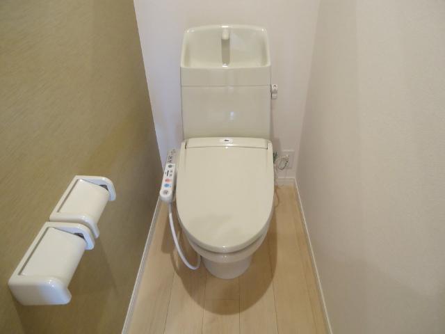 トイレ　シャワー付トイレ