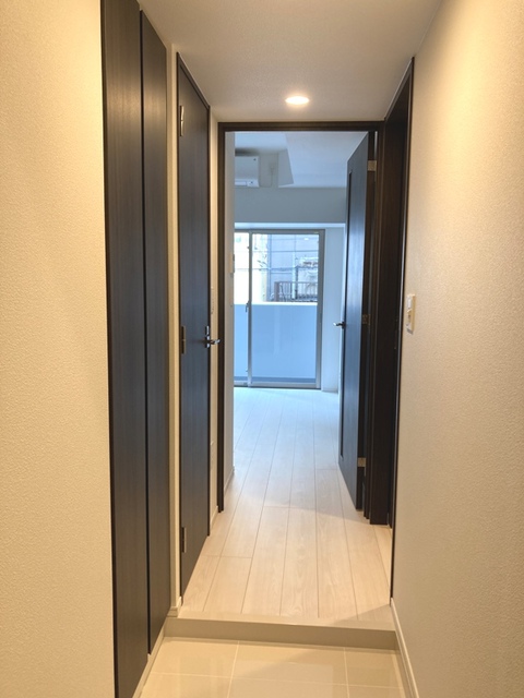 玄関　※写真は同タイプ住戸です。
