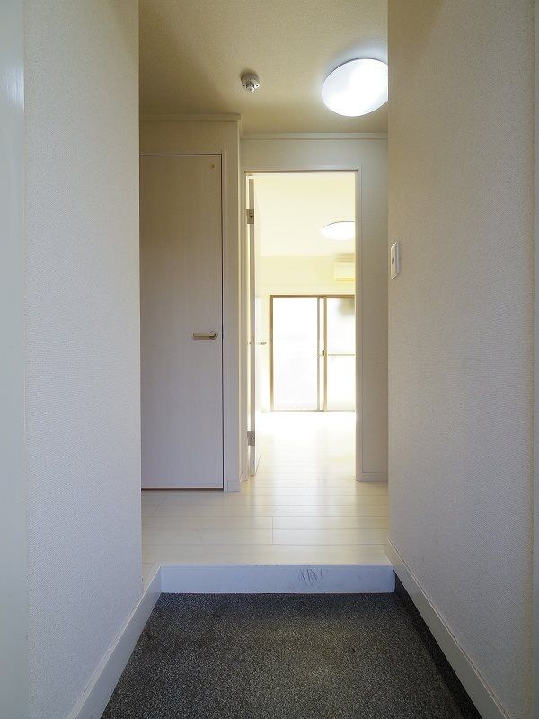 玄関　※別号室写真