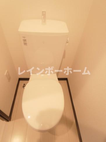 トイレ　※別部屋参考写真。