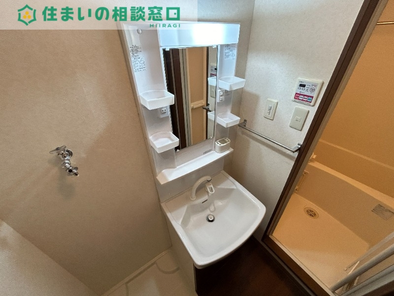 洗面設備　同型
