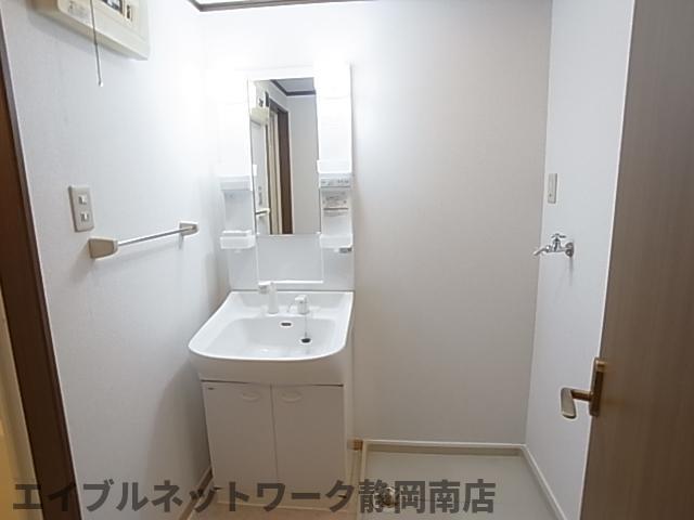 洗面設備　洗面所です
