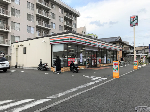 コンビニ　セブンイレブン　松山小坂２丁目店（コンビニ）まで86m