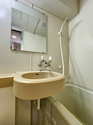洗面設備　ほかのお部屋の写真です。