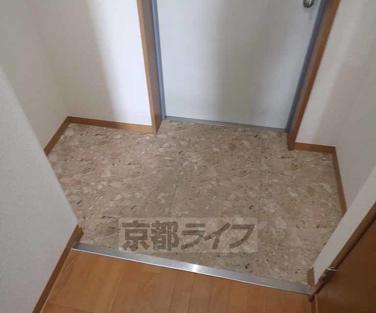玄関　すっきりとした玄関です。
