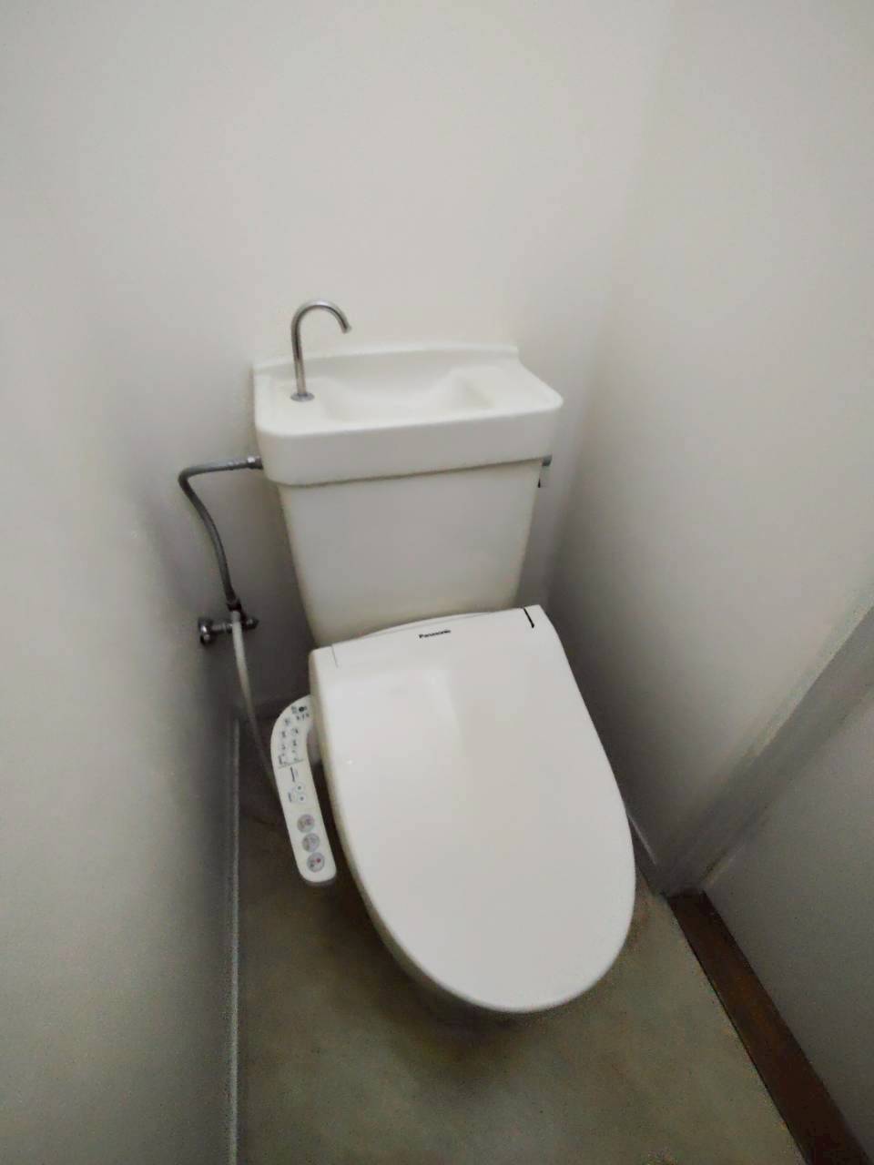トイレ　温水洗浄便座♪
