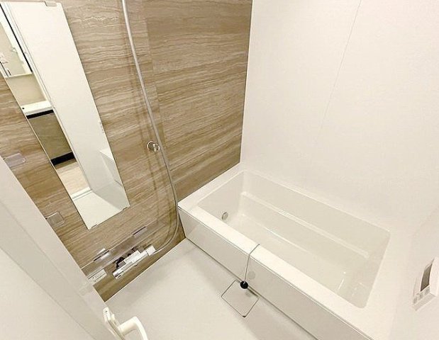 バス・シャワールーム　ゆったり過ごせるお風呂です