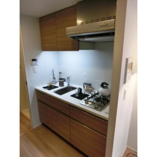 キッチン　※写真は同タイプ住戸です。