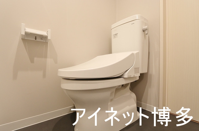 トイレ　清潔感のあるトイレです