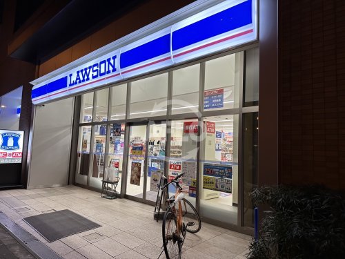 コンビニ　ローソン 浪速湊町一丁目店（コンビニ）まで293m