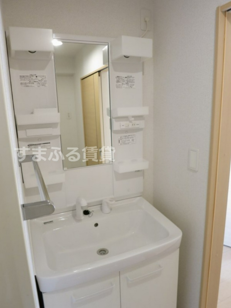 洗面設備　同仕様　同施工会社　洗面所